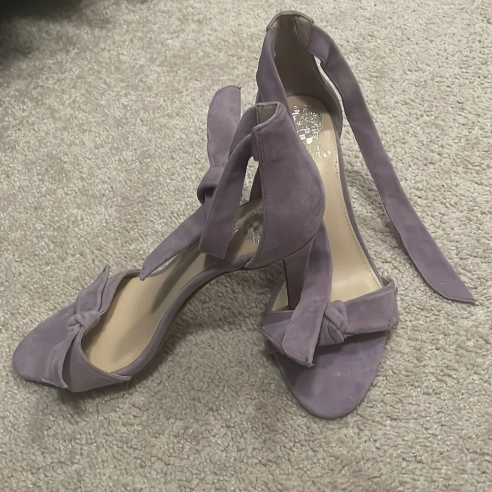 Vince Camuto sandals - Picture 4 of 5